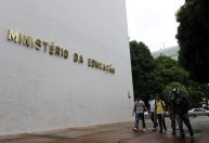 MEC exonera gerente de projetos próximo a pastores