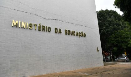 Delegado indicia cúpula da PF por suposta interferência em investigação no MEC