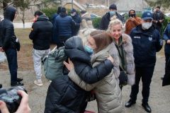 Mulheres de Moldova recebem refugiadas ucranianas