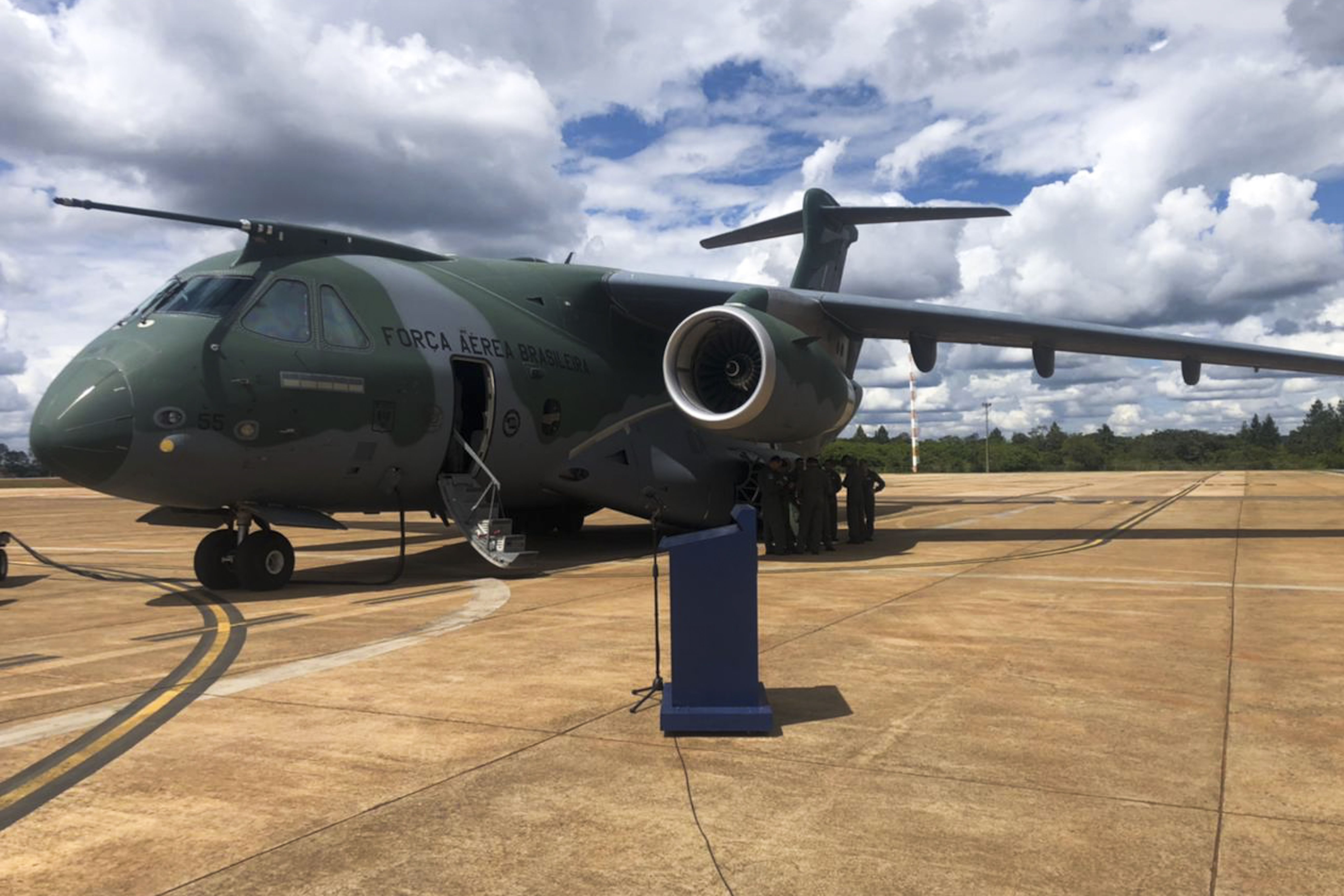 O Governo Federal envia, nesta segunda-feira (7), de Brasília a Varsóvia, na Polônia, uma aeronave da Força Aérea Brasileira para cumprir missão de resgate dos brasileiros que deixaram a Ucrânia - com o apoio da diplomacia brasileira - e de transpo
