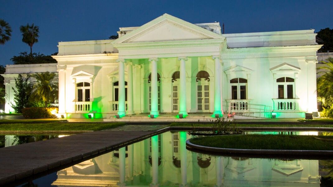 Palácio de Karnak, em Teresina, sede do governo do Piauí