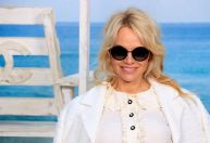 Pamela Anderson lidou com "glamour e envelhecimento" para "The Last Showgirl"