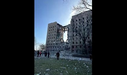 Ataque russo deixa pelo menos 12 mortos em prédio do governo de Mykolaiv, diz Ucrânia