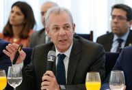 Bento Albuquerque deve dizer à PF que desconhecia conteúdo de estojo com joias