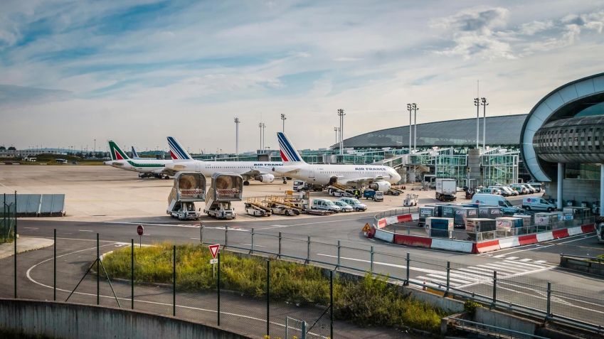 Aeroporto Charles de Gaulle de Paris / Shutterstock