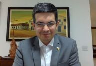 É uma estratégia ardilosa do governo tentar instaurar outras CPIs, diz Randolfe