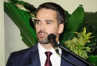 Hoje, o candidato do PSDB é João Doria, diz Eduardo Leite em carta
