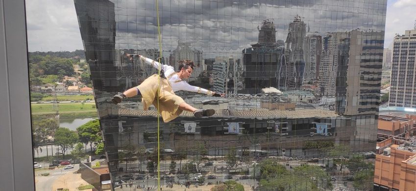 "Dança invisível na cidade", diz o coreógrafo Cristiano Cimino / Divulgação