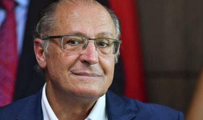 Alckmin discute programa econômico com formulador do Plano Real