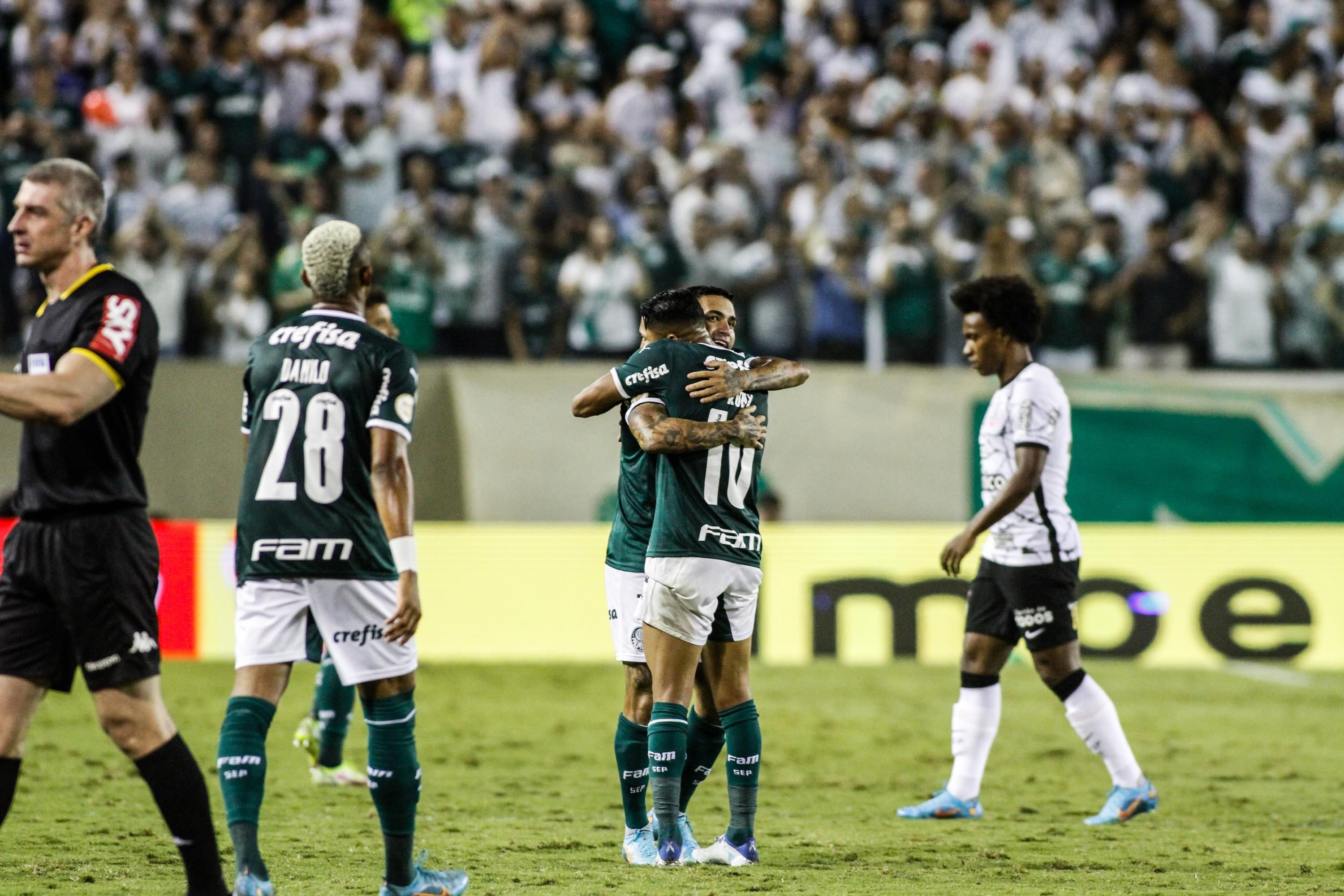 BRASILEIRÃO PALMEIRAS E CORINTHIANS