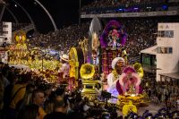 Carnaval: lembre 10 sambas-enredo que marcaram época