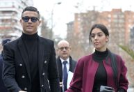 Cristiano Ronaldo deverá pagar R$525 mil mensais à esposa em caso de separação, diz TV