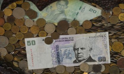 Argentina registra 10º mês seguido de superávit primário em outubro