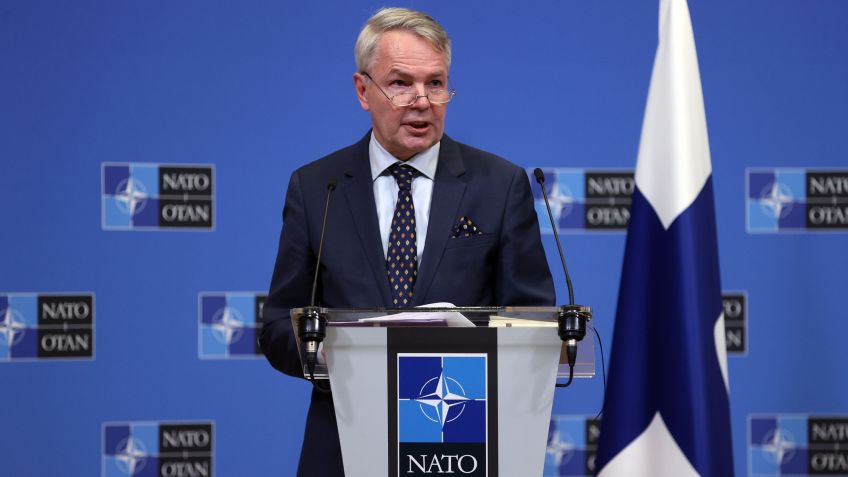 O ministro das Relações Exteriores da Finlândia, Pekka Haavisto, durante coletiva de imprensa na sede da Otan, em Bruxelas, na Bélgica / Foto: Dursun Aydemir/Anadolu Agency via Getty Images