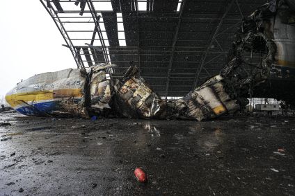 Fuselagem do Antonov An-225 Mriya ficou destruída após ataque na Ucrânia; avião era o maior cargueiro do mundo