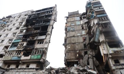 Mariupol está sob forte ataque de forças russas desde início de conflitos