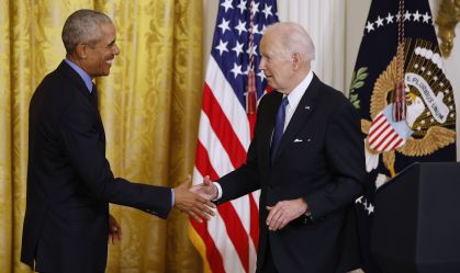 Obama e Biden se reúnem na Casa Branca para promover Obamacare