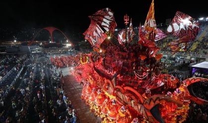 Desfile das Campeãs no Rio deve atrair mais de 70 mil pessoas neste sábado