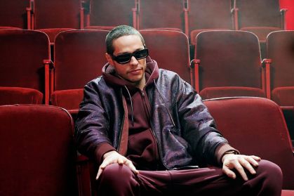 Pete Davidson no curta “Short-Ass Movie”, do programa de TV americano Saturday Night Live