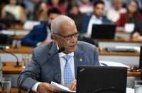 Relator retirará estados, municípios e política monetária do teto da dívida