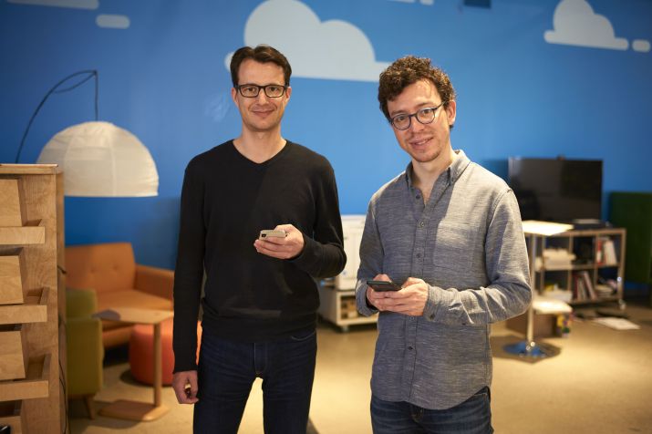 Co-fundador do Duolingo, Severin Hacker (à esquerda) foi aluno da ETH Zurique • Divulgação