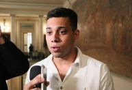 Comissão decide incluir novas provas em processo de cassação de Gabriel Monteiro