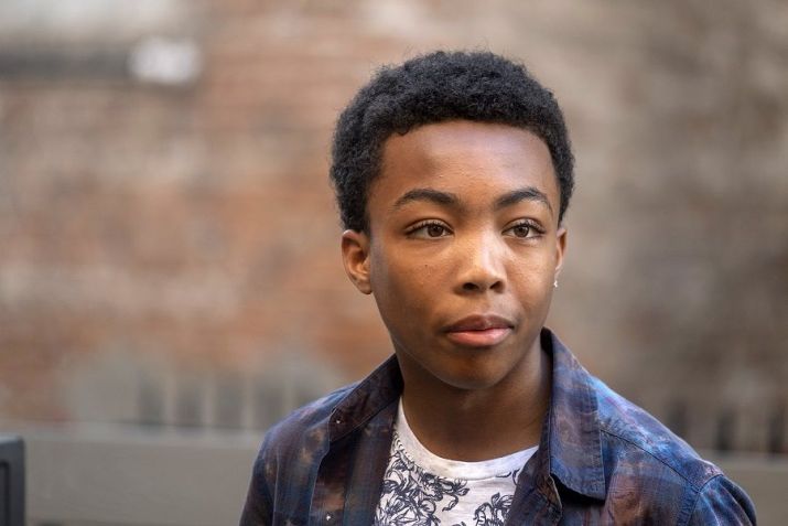 Asante Blackk interpreta Malik/ Ron Batzdorff/NBC