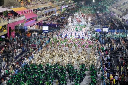 Escola Império Serrano desfila pelo Grupo de Acesso do Carnaval do Rio de Janeiro em 2022