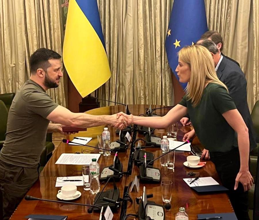 Zelensky e Metsola