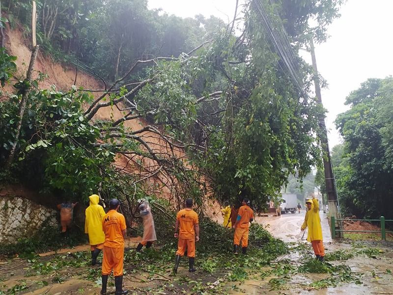 angra_chuva