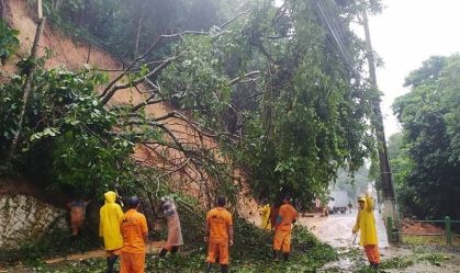 Deslizamento em Angra dos Reis, no Rio, provoca mortes