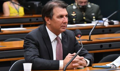 O deputado Arthur Maia é o relator da PEC 32, que trata da reforma administrativa