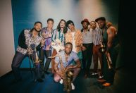 Guitarrista brasileiro se apresentará no Grammy com novo projeto de Bruno Mars