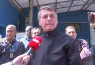 Bolsonaro diz à CNN que governo marcará reunião com representante do WhatsApp