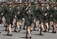 Governo discute estrutura e campanha para alistamento feminino em 2025