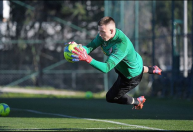 Putin é um assassino, diz goleiro ucraniano ao enviar mensagem de esperança