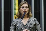 PL filia Rosana Valle e a trata como vice de Tarcísio de Freitas em São Paulo