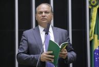 Não há briga entre Bolsonaro e STF, diz Ricardo Barros