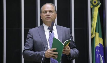 Rosa Weber arquiva investigação contra Ricardo Barros após a CPI da Pandemia