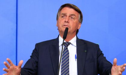 Governo faz pente-fino em ministérios para corte de R$ 5 bi e dar aumento a servidores