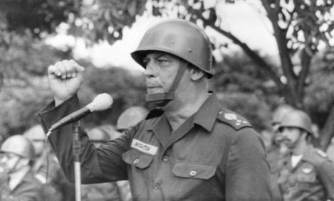 Brasil, Brasília, DF. 31/03/1984. O General Newton Cruz discursa durante as comemorações da Revolução de 1964 em Brasília. Pasta:26.230 - Crédito:ADÃO NASCIMENTO/ESTADÃO CONTEÚDO/AE/