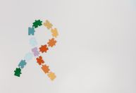 Jornalista autista escreve livro e ensina como sociedade pode ser mais inclusiva