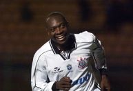 Clubes e entidades esportivas lamentam morte de ex-jogador Freddy Rincón