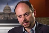 Opositor do Kremlin é detido em frente à sua casa em Moscou