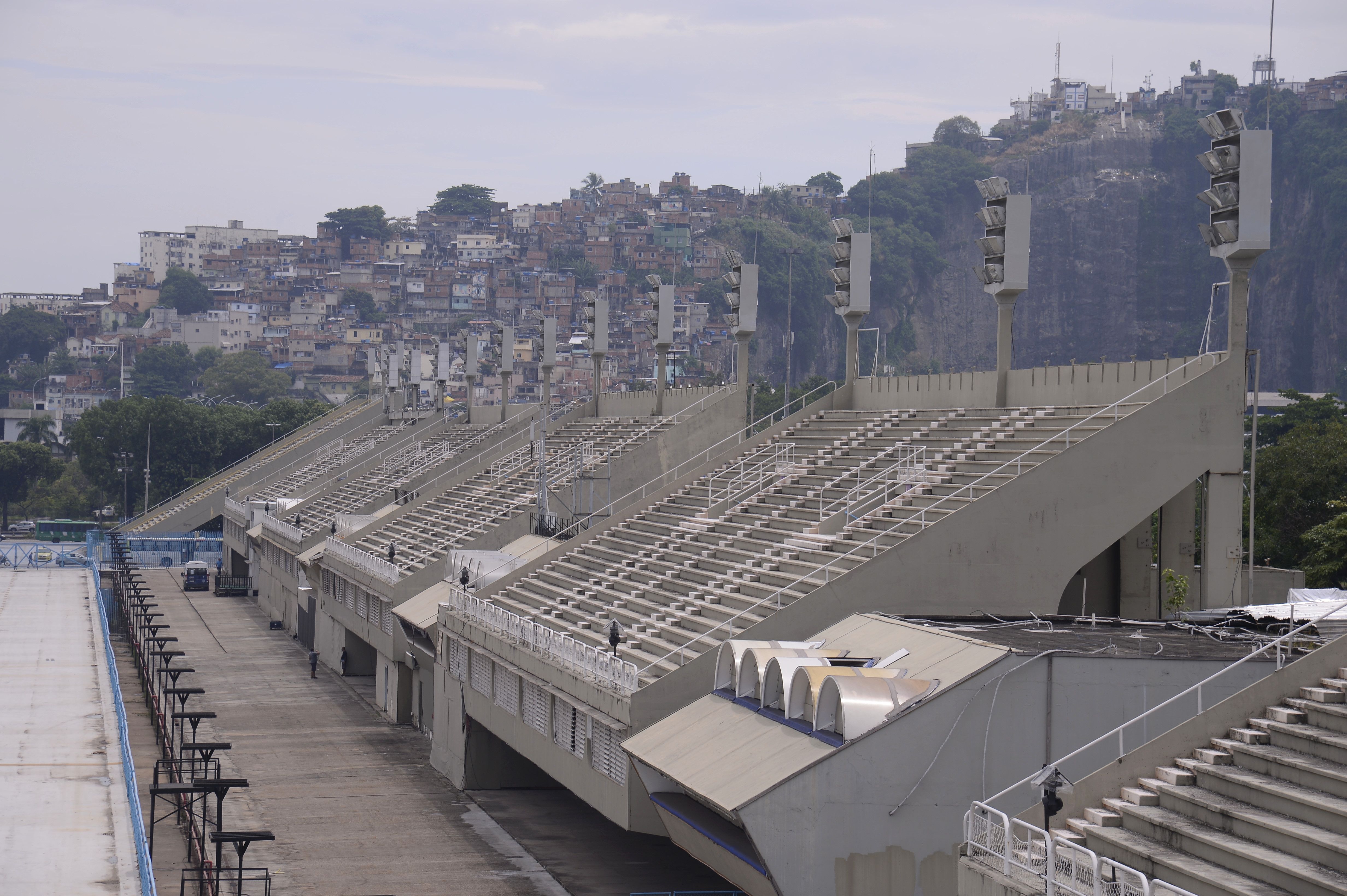 Sambódromo da Marquês de Sapucaí vazio no Rio de Janeiro (RJ) | carnaval