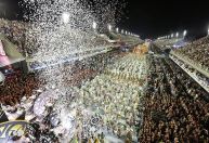 Escolas de samba decidem aumentar tempo dos desfiles do Carnaval 2025 no Rio