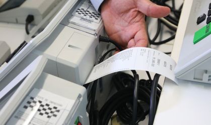TSE conclui 100% da apuração de votos do primeiro turno das eleições