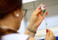 Vacinação contra sarampo atinge 35% de cobertura em idosos no Rio