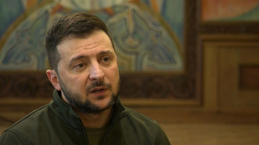 Zelensky concede entrevista à CNN, em Kiev. / CNN