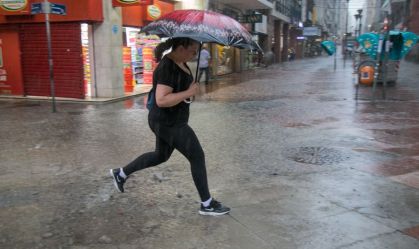 Sul do Brasil tem alerta para tempestade e previsão de chuvas volumosas nesta semana